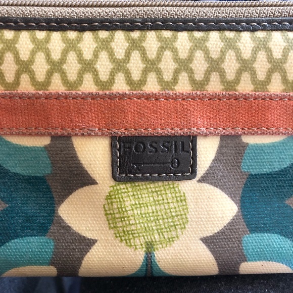 Key-Per FOSSIL Zip Around Wallet Clutch Wristlet - Picture 5 of 7